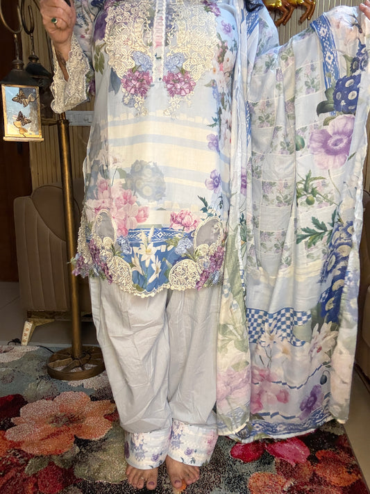 ✨Pastel Bloom Lace Farshi Suit Set✨